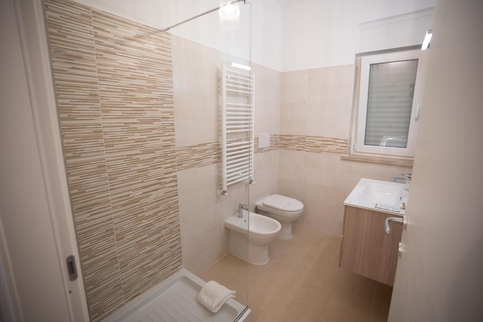 פיומיצ'ינו Airport Noa Modern Home מראה חיצוני תמונה